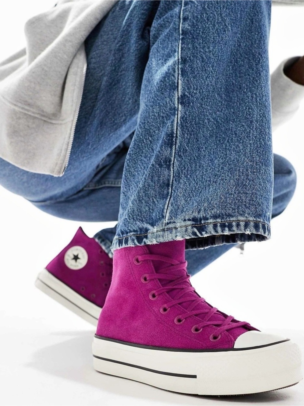 Converse Chuck Taylor All Star Lift Hi Trainers in Purple